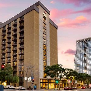 Best Western Plus Bayside Inn